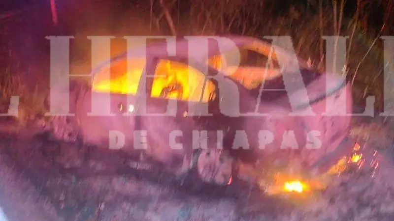 auto tras incendio